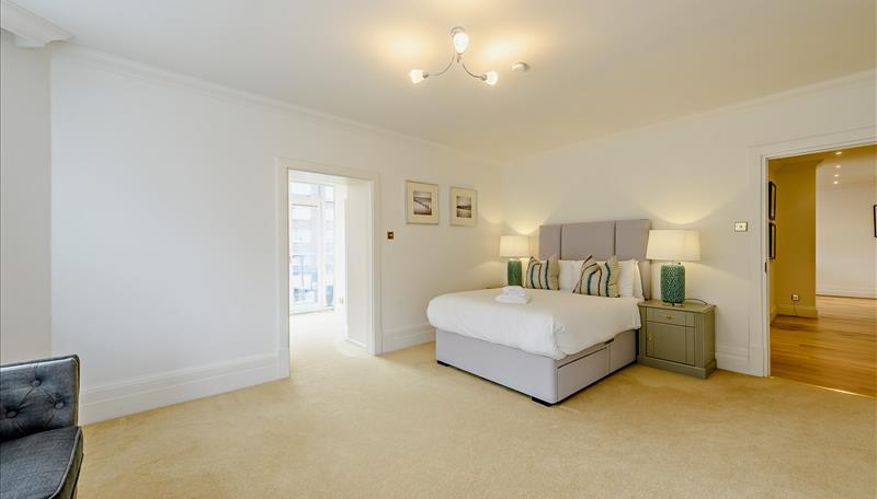 Park Road, London